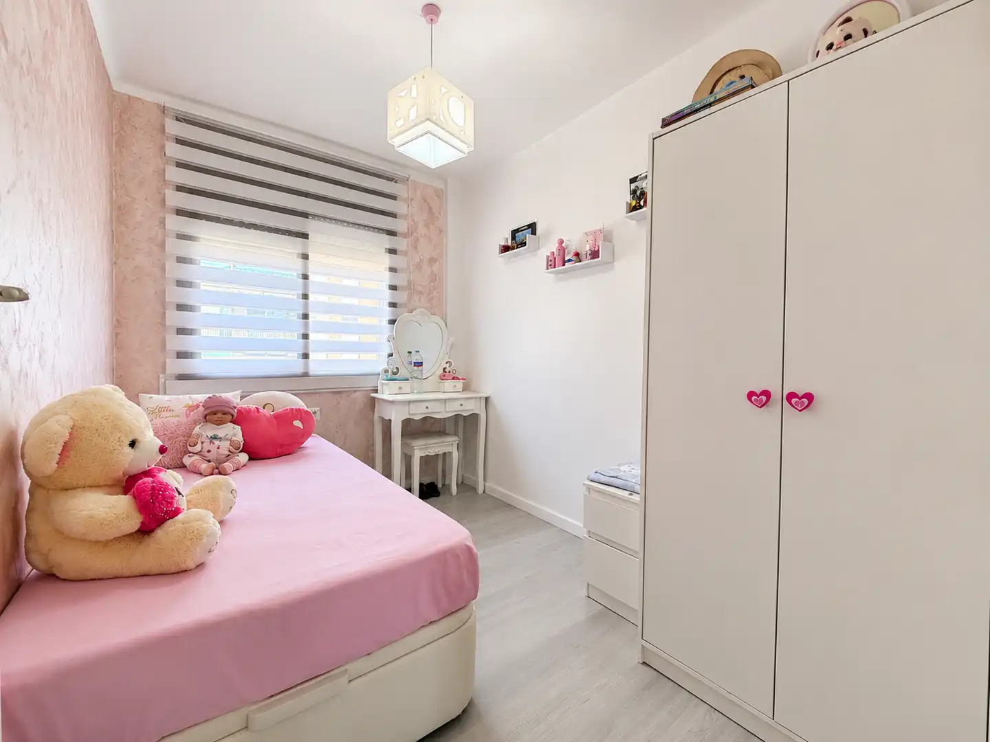 Habitación de Piso en venta en Badalona con Aire acondicionado y Calefacción