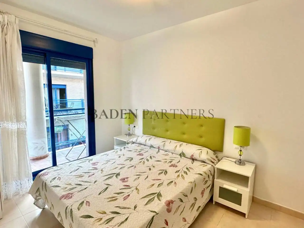 Flat for rent in Calle Alcañiz, Casco Urbano