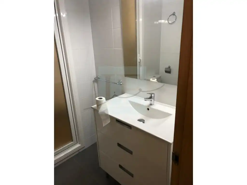 Baño de Edificio en venta en Montbrió del Camp