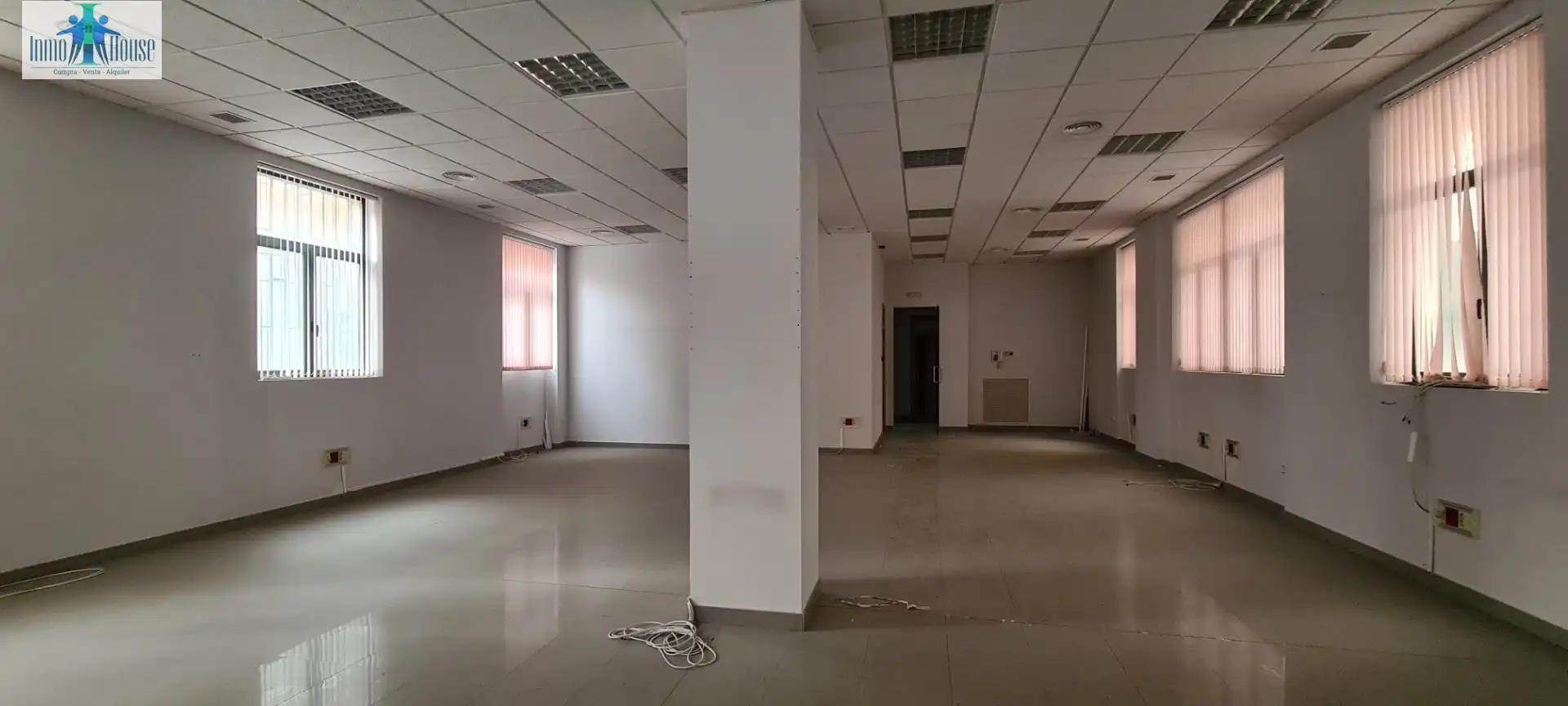 Gebäude zur Miete in Albacete