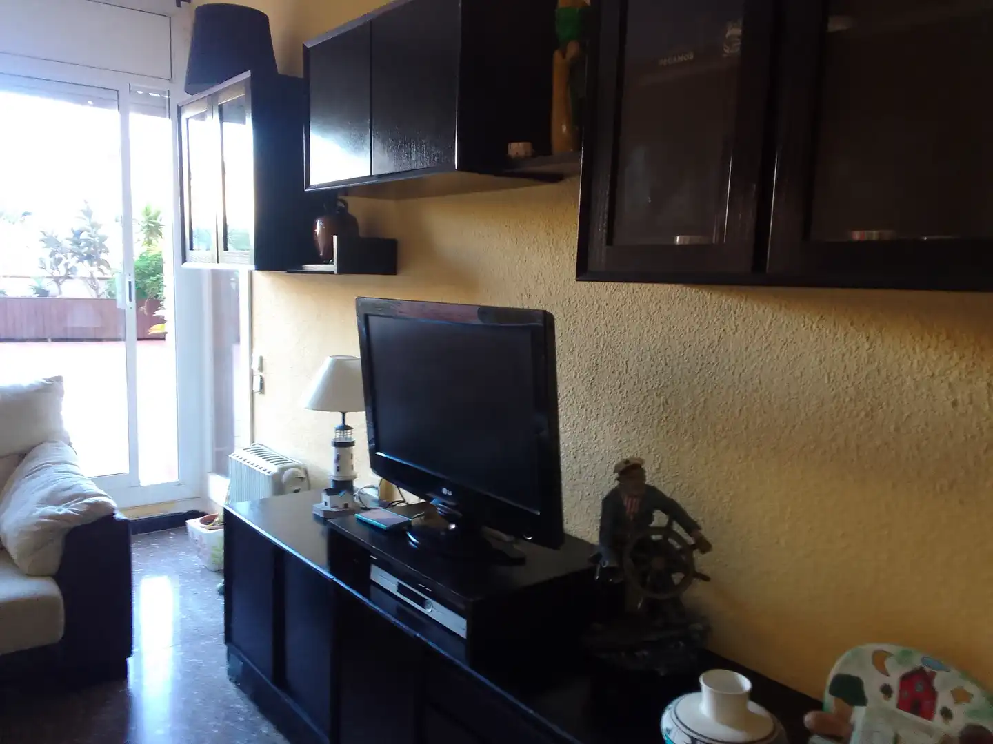 Sala d'estar de Pis de lloguer en Badalona amb Aire condicionat, Calefacció i Terrassa