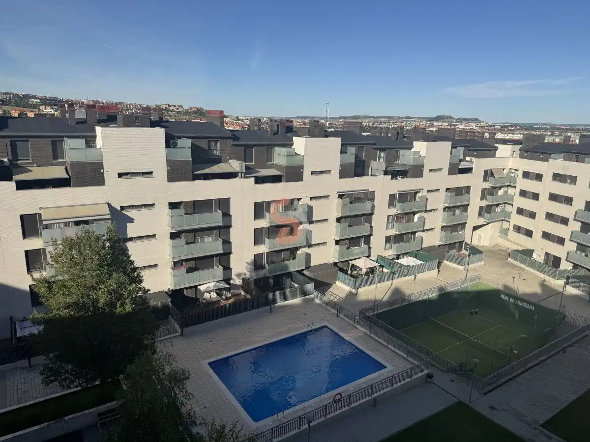 Piscina de Piso de alquiler en Arroyo de la Encomienda con Aire acondicionado, Calefacción y Terraza