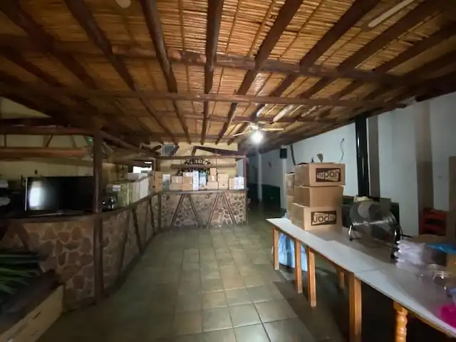 Local en venda en La Zarza (Badajoz) amb Aire condicionat, Terrassa i Moblat