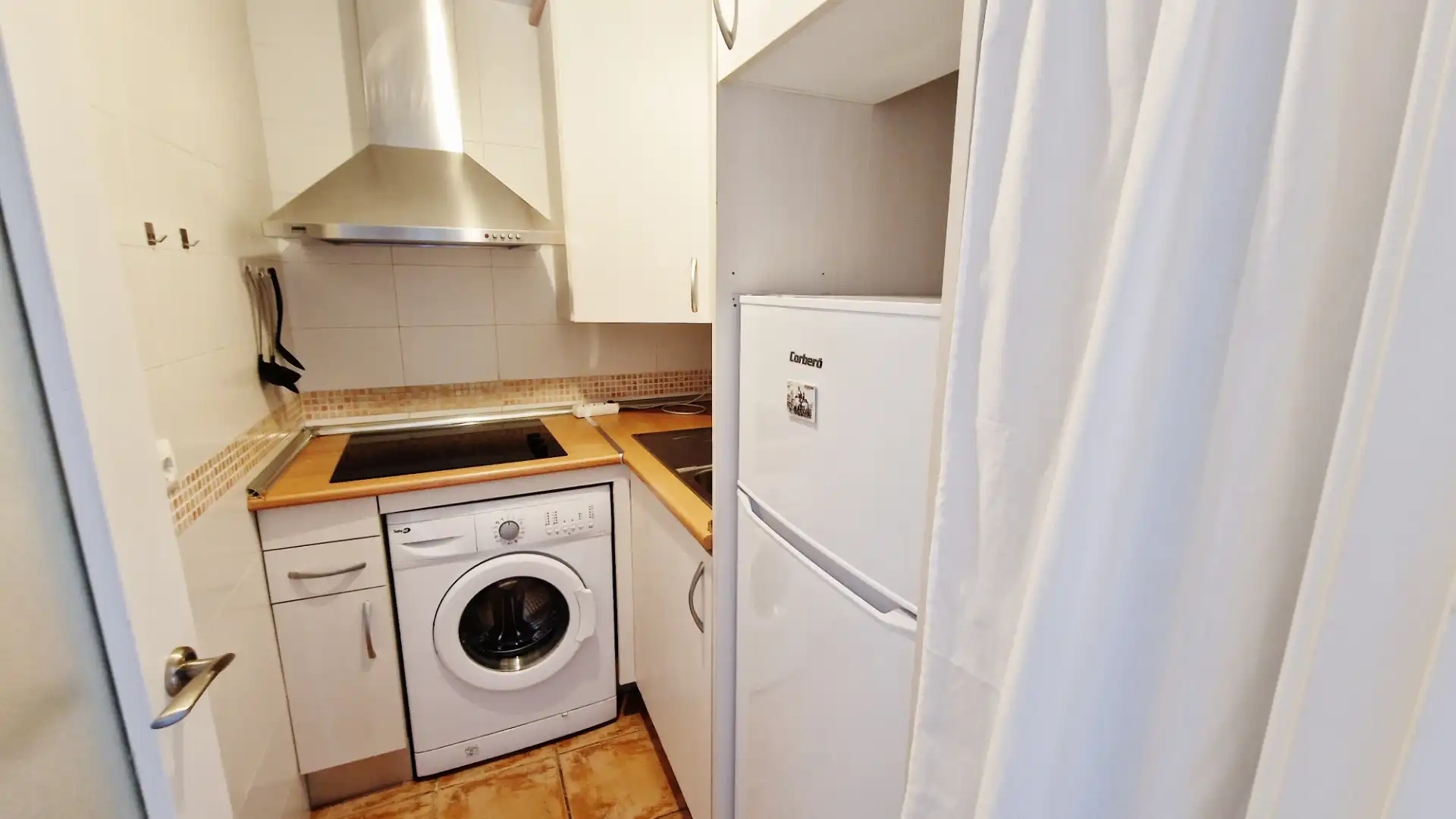 Cuina de Apartament en venda en Vélez de Benaudalla amb Aire condicionat, Calefacció i Balcó