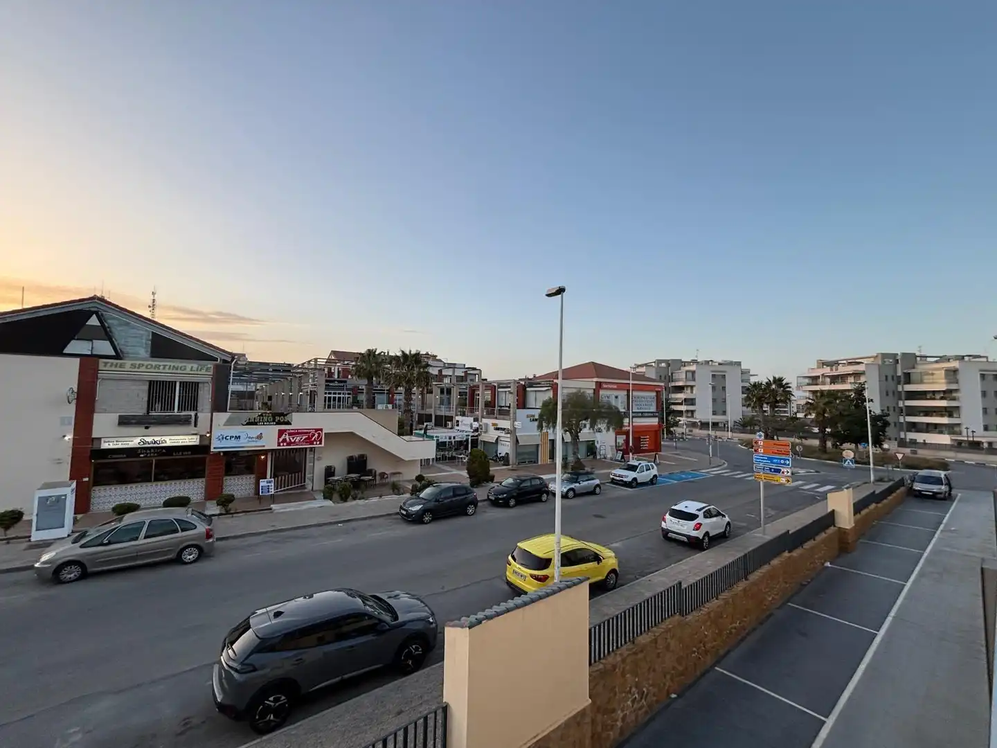 Vista exterior de Local de alquiler en Orihuela con Terraza