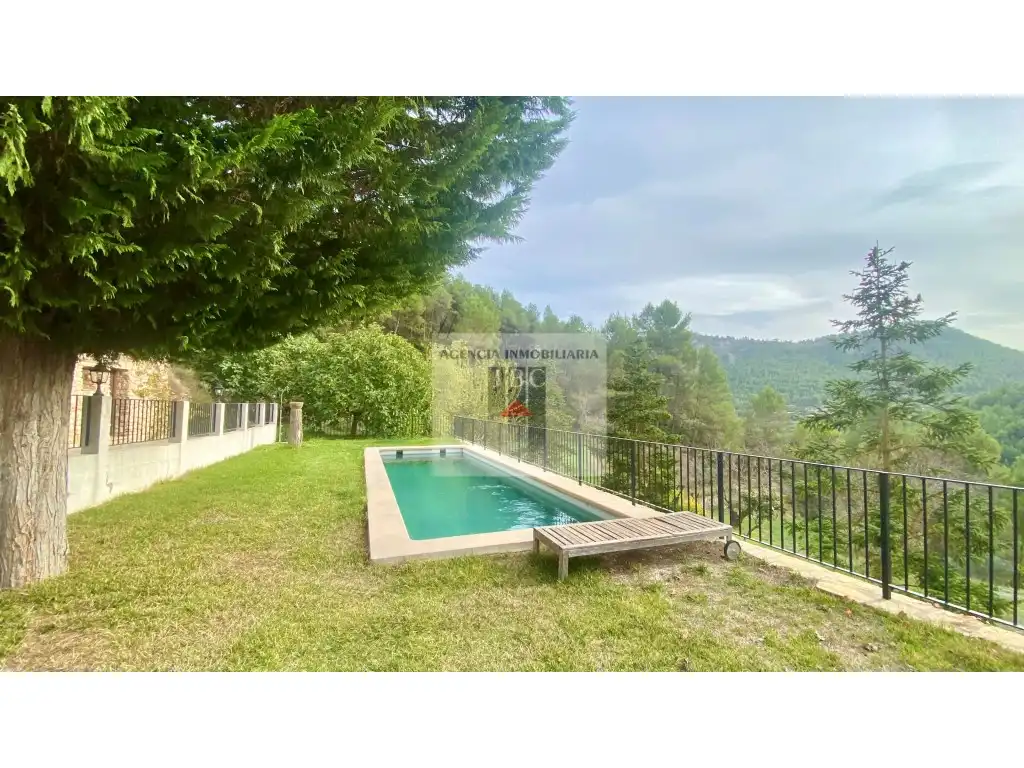 Jardí de Finca rústica en venda en Alcoy / Alcoi amb Jardí privat, Traster i Piscina