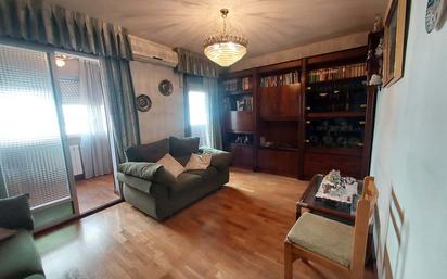 Living room of Flat for sale in  Madrid Capital  with Air Conditioner, Terrace and Storage room