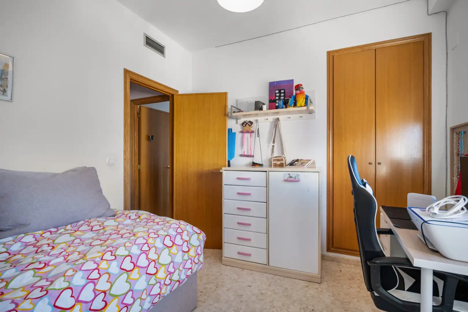 Schlafzimmer von Wohnungen zum Verkauf in Paterna mit Klimaanlage, Heizung und Terrasse