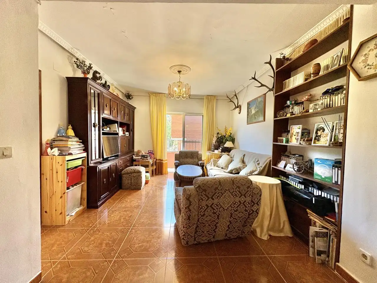 Sala d'estar de Pis en venda en San Juan del Molinillo amb Terrassa