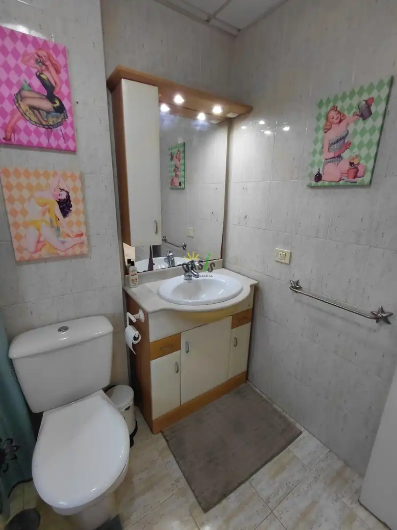 Baño de Piso de alquiler en Candelaria con Amueblado