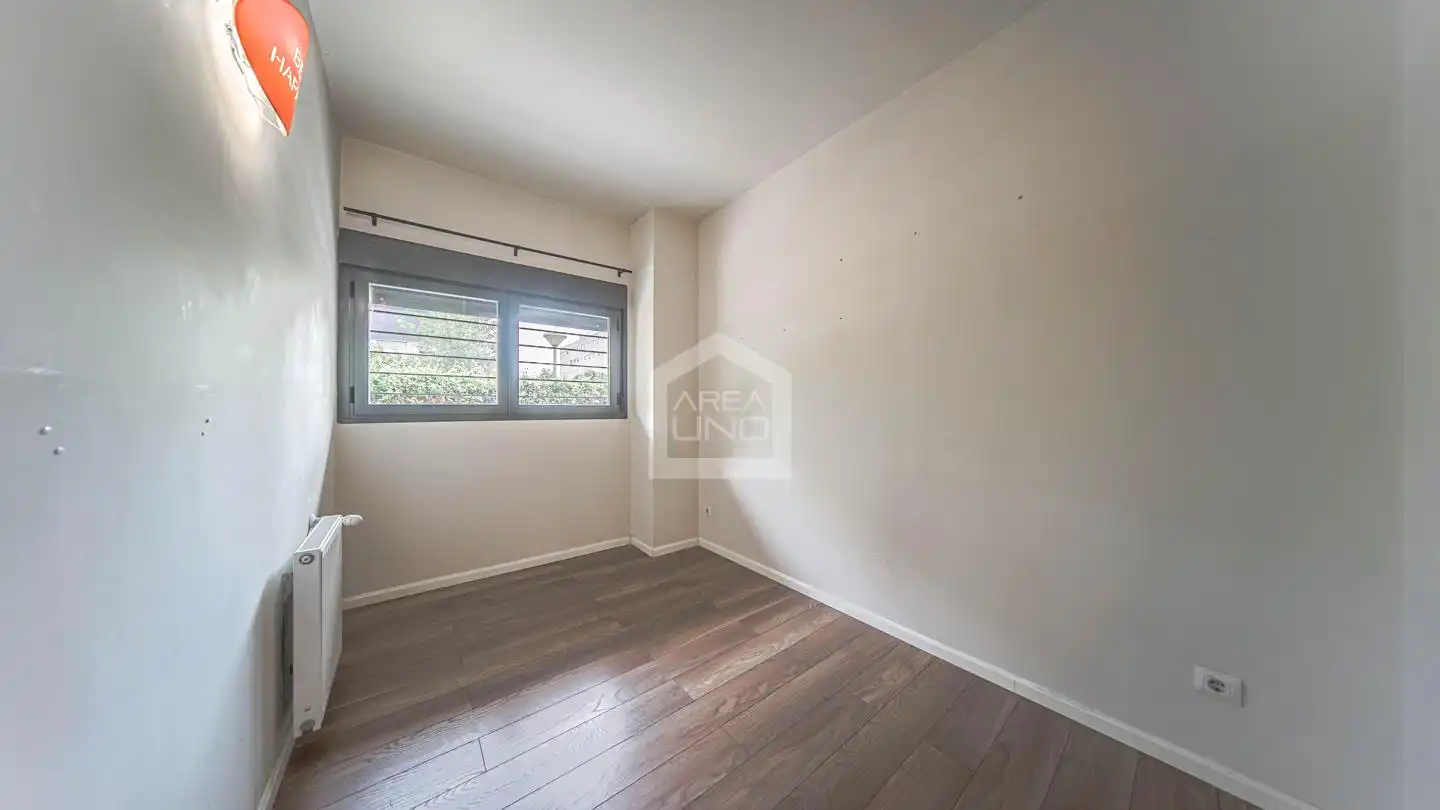 Planta baja en venta en Alcorcón con Calefacción y Trastero