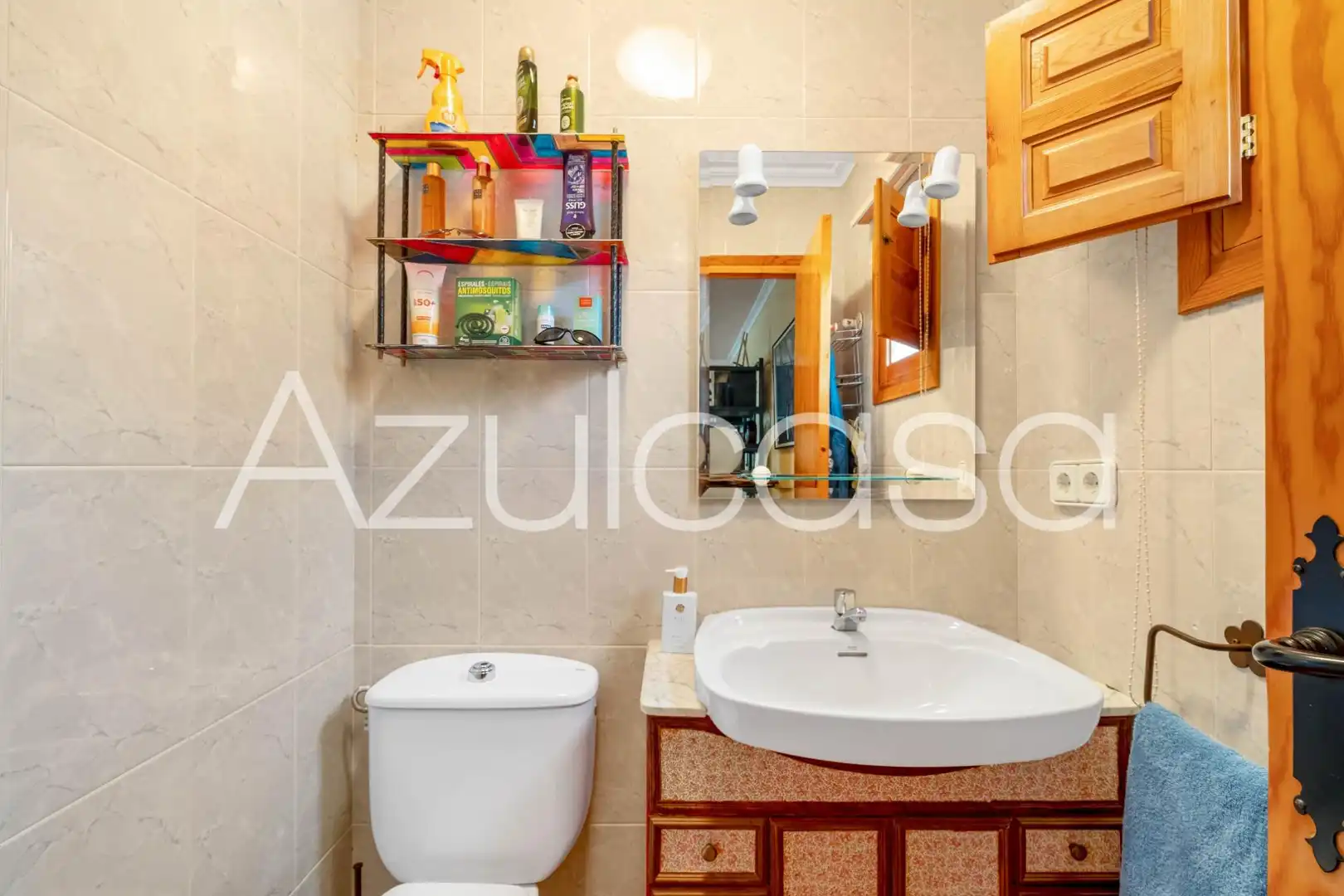 Bany de Casa o xalet en venda en Alicante / Alacant amb Aire condicionat, Jardí privat i Terrassa