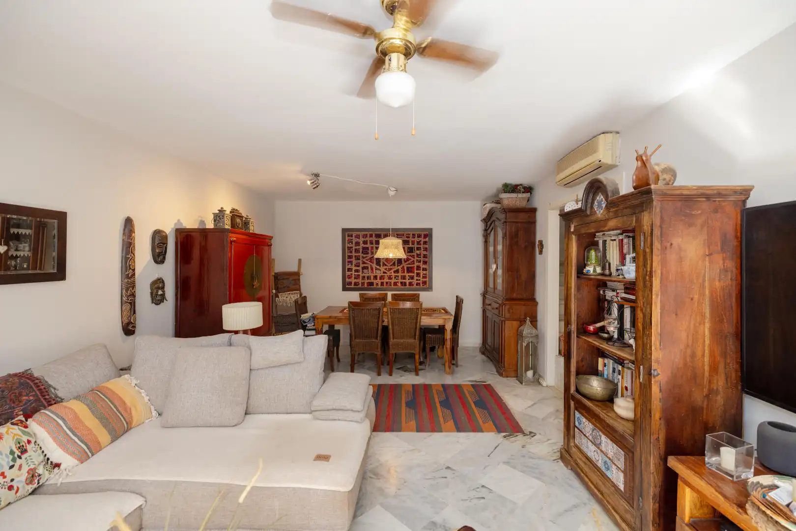 Sala d'estar de Casa adosada en venda en Marbella amb Aire condicionat, Calefacció i Terrassa