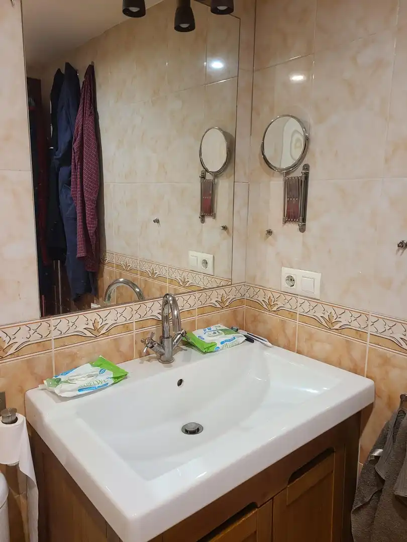 Baño de Planta baja en venta en Figueres con Aire acondicionado, Calefacción y Terraza
