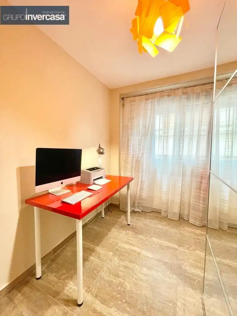 Schlafzimmer von Wohnung zur Miete in Manises mit Klimaanlage, Heizung und Möbliert