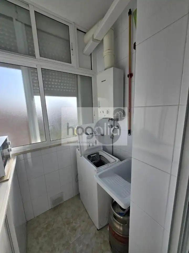 Bedroom of Flat for rent in Sevilla  with Air Conditioner, Terrace and Swimming Pool