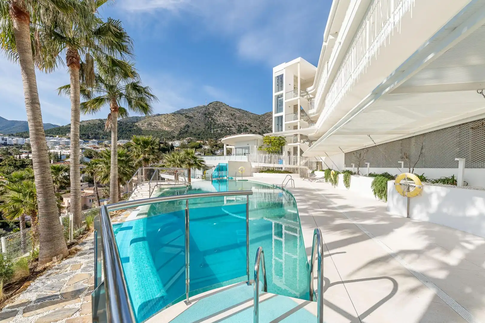 Piscina de Apartament en venda en Benalmádena amb Aire condicionat, Calefacció i Terrassa