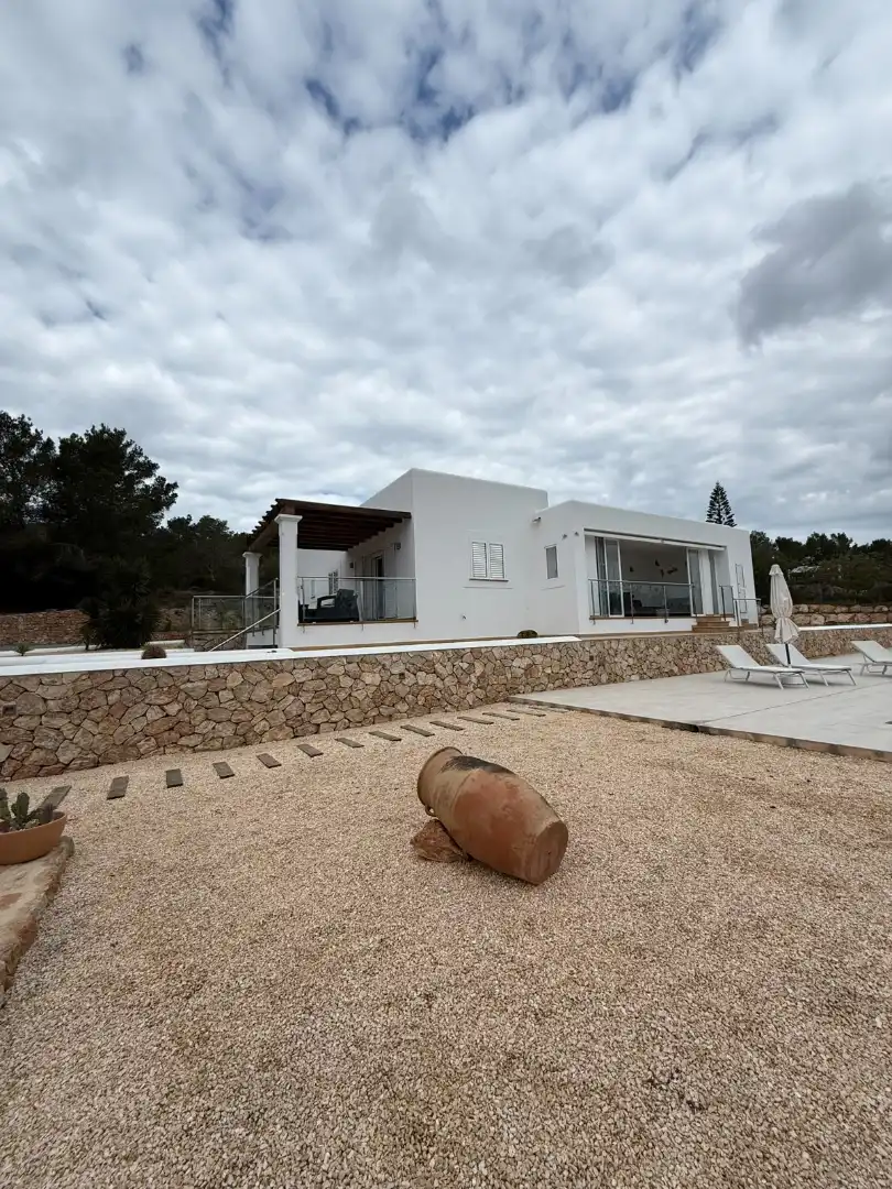 Vista exterior de Casa o chalet de alquiler en Eivissa con Aire acondicionado, Calefacción y Jardín privado