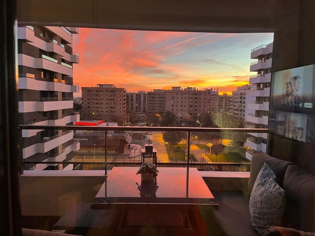 Vista exterior de Pis en venda en  Valencia Capital amb Aire condicionat, Jardí privat i Terrassa