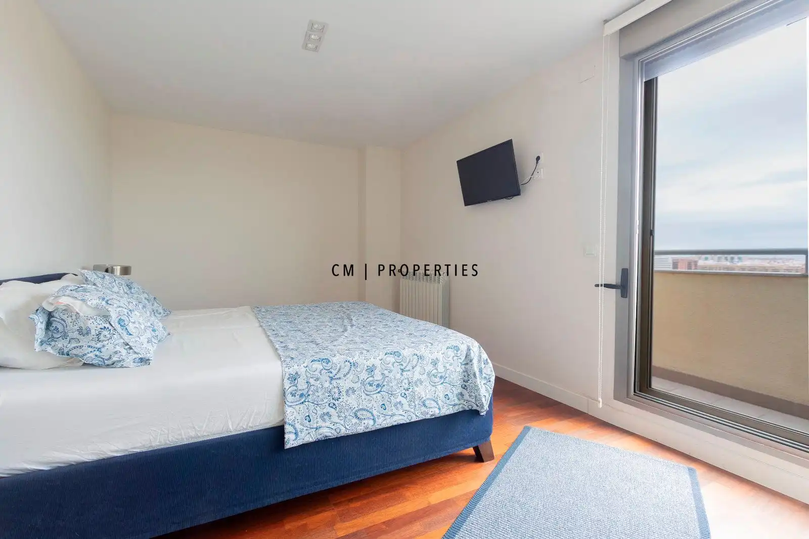 Bedroom of Duplexes for sale in Valencia  with Air Conditioner, Heating and Parquet flooring