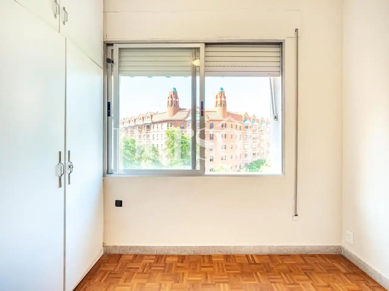 Bedroom of Flat for sale in Valencia  with Parquet flooring and Balcony