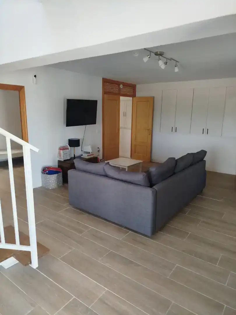 Sala d'estar de Casa o xalet de lloguer en Vilamarxant, Valencia