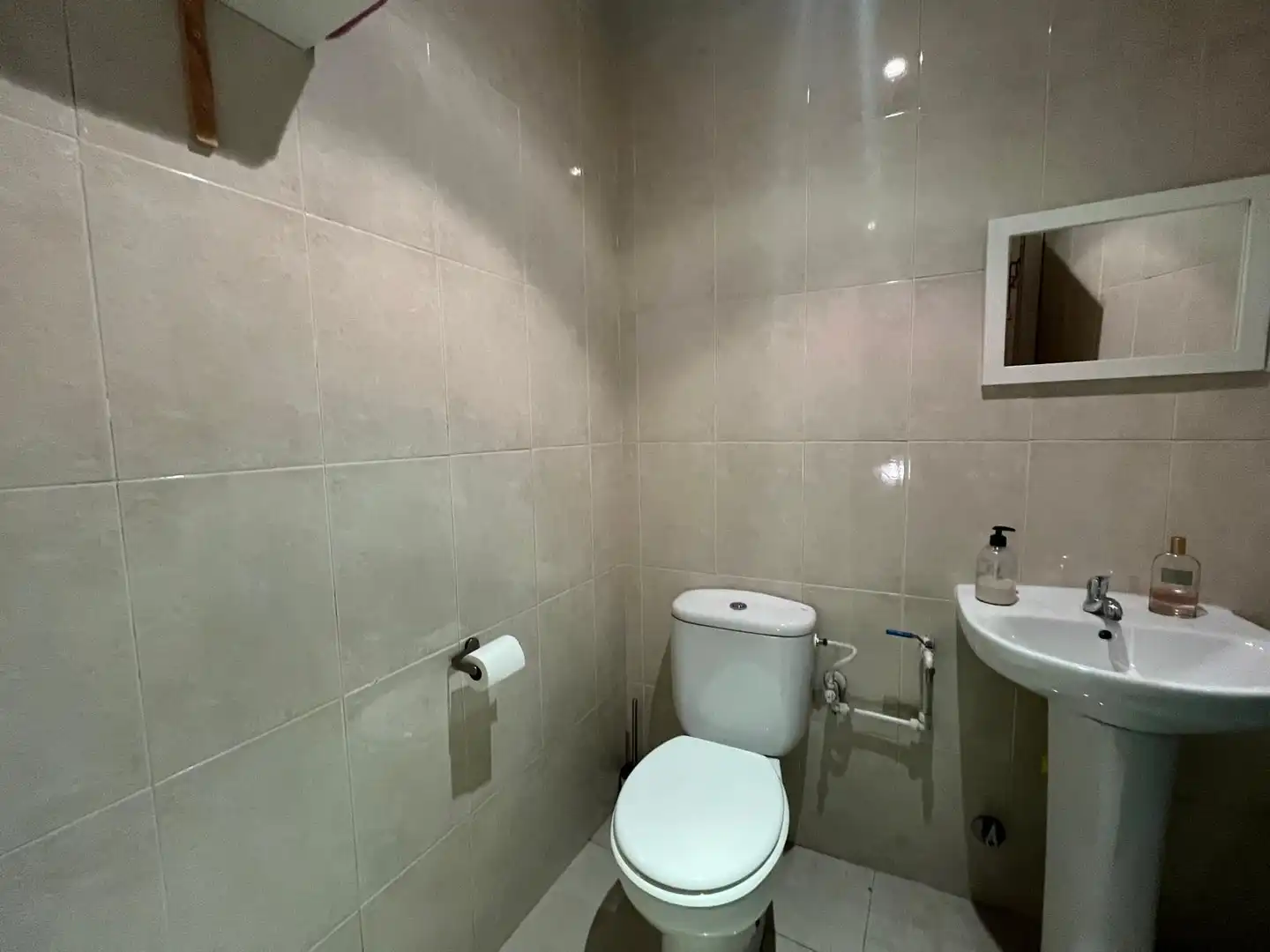 Baño de Local en venta en Tomelloso con Aire acondicionado, Amueblado y Alarma