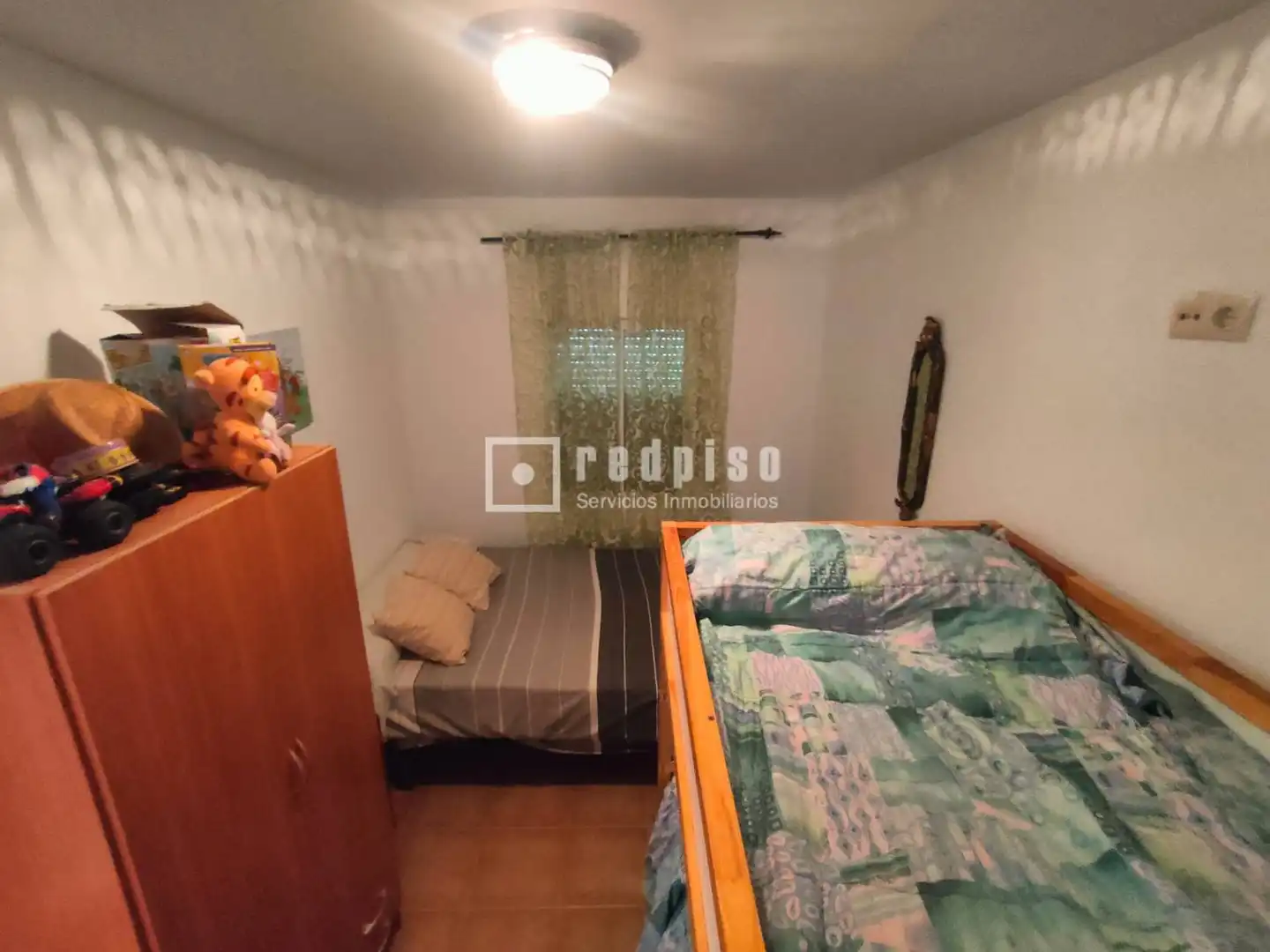 Habitación de Casa o chalet en venta en Renera con Calefacción y Amueblado