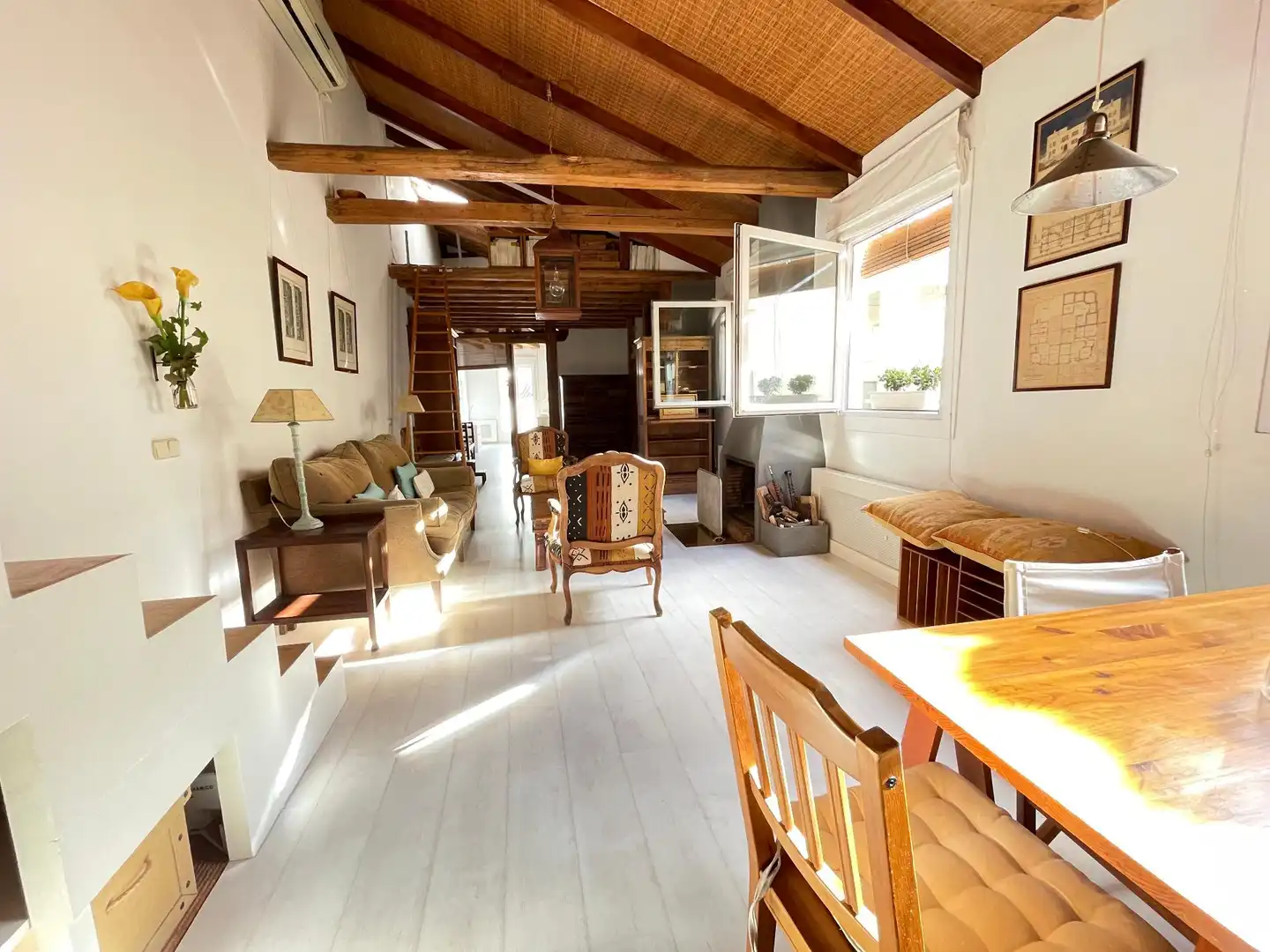 Sala de estar de Ático de alquiler en Madrid con Aire acondicionado, Calefacción y Terraza