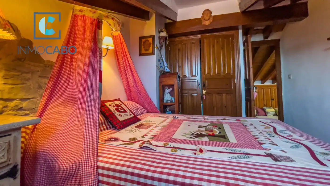 Dormitori de Casa o xalet en venda en Cartagena amb Terrassa i Moblat