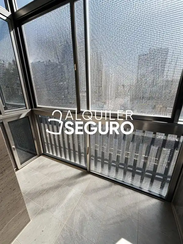 Terrassa de Pis de lloguer en Madrid amb Calefacció i Terrassa