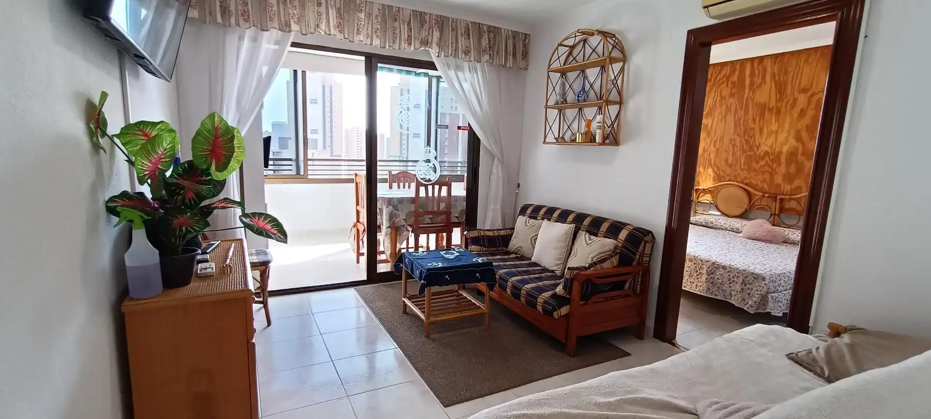Living room of Ground floor for sale in Benidorm  with Air Conditioner, Furnished and Oven