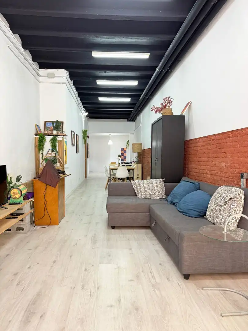 Ground floor for sale in Barcelona  with Storage room