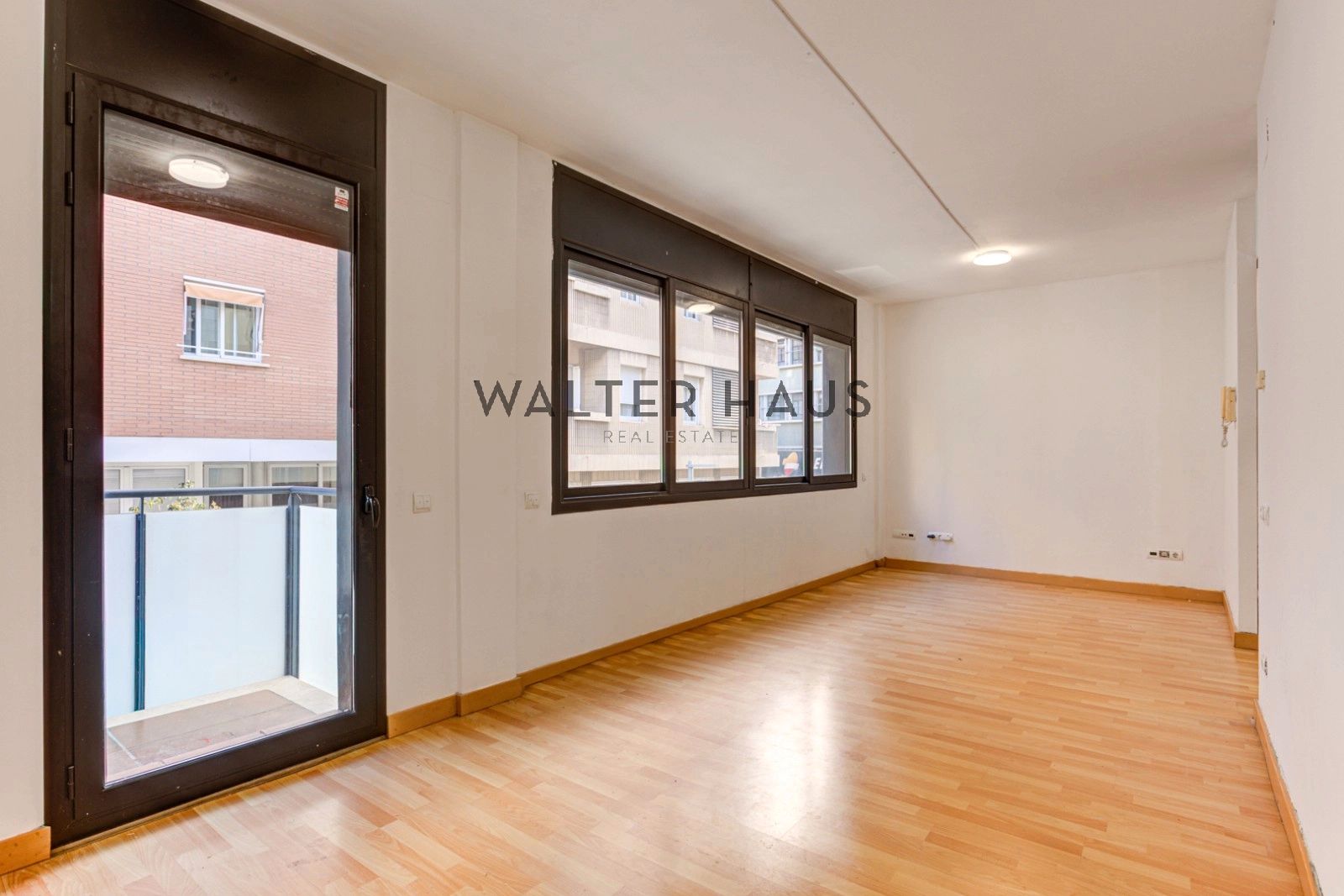 House or chalet for sale in  Barcelona Capital  with Air Conditioner, Heating and Terrace
