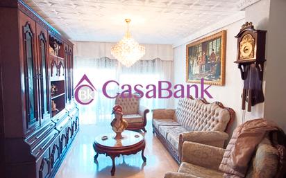 Sala d'estar de Pis en venda en  Córdoba Capital amb Aire condicionat, Traster i Moblat