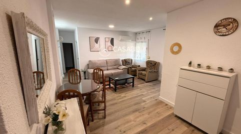 Foto 3 de Piso de alquiler en Reina Mercedes, Sagunto - Edisol, Córdoba Capital