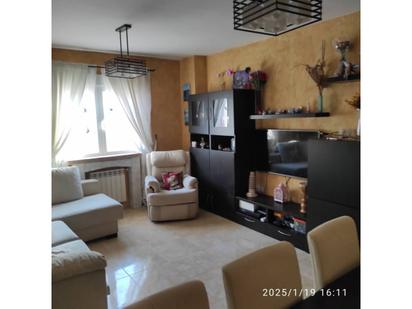 Living room of Flat for sale in  Toledo Capital  with Heating, Terrace and Storage room