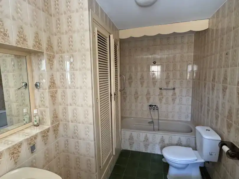 Bany de Casa o xalet en venda en Fuengirola amb Aire condicionat i Balcó