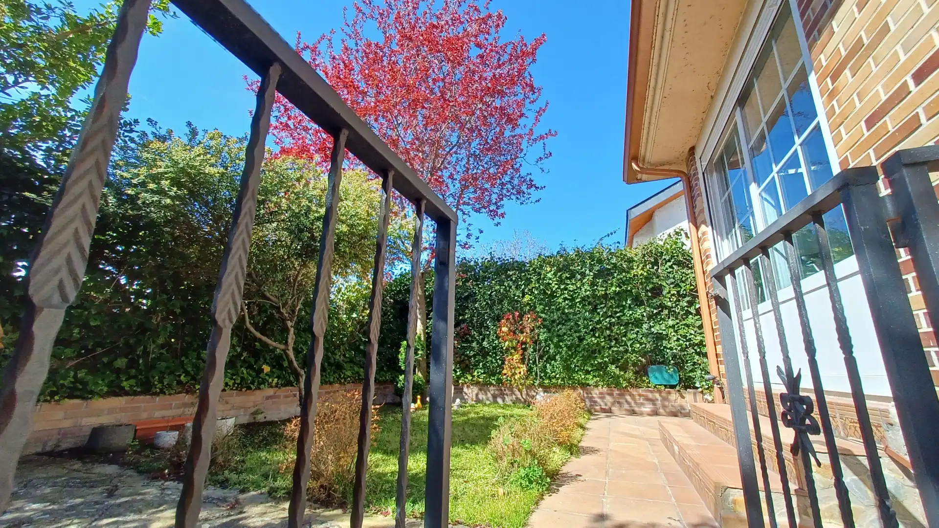 Garden of Houses for sale in Moralzarzal  with Air Conditioner, Private garden and Terrace