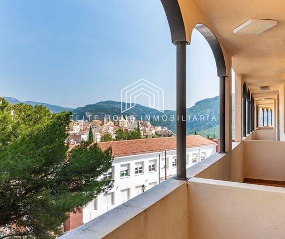 Edificio en Venta en Lucena del Cid