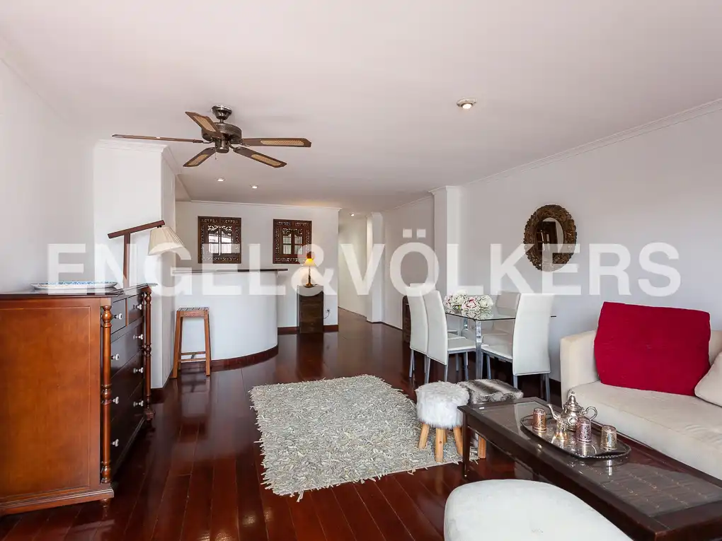 Sala de estar de Ático de alquiler en Valencia con Aire acondicionado, Calefacción y Parquet