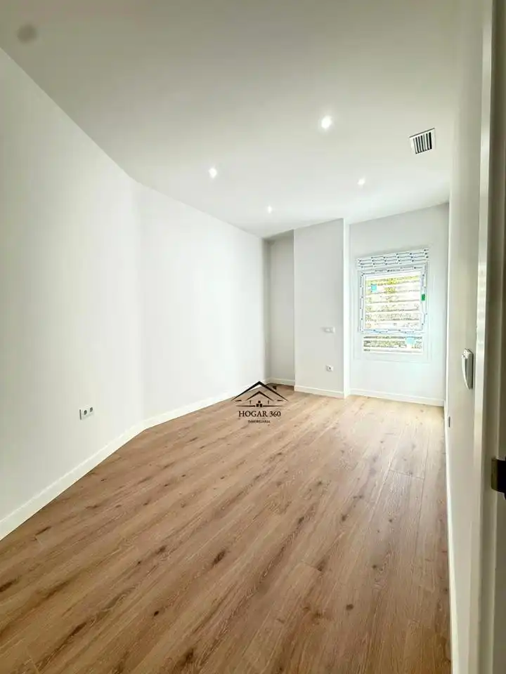 Schlafzimmer von Erdgeschoss zum Verkauf in Cáceres