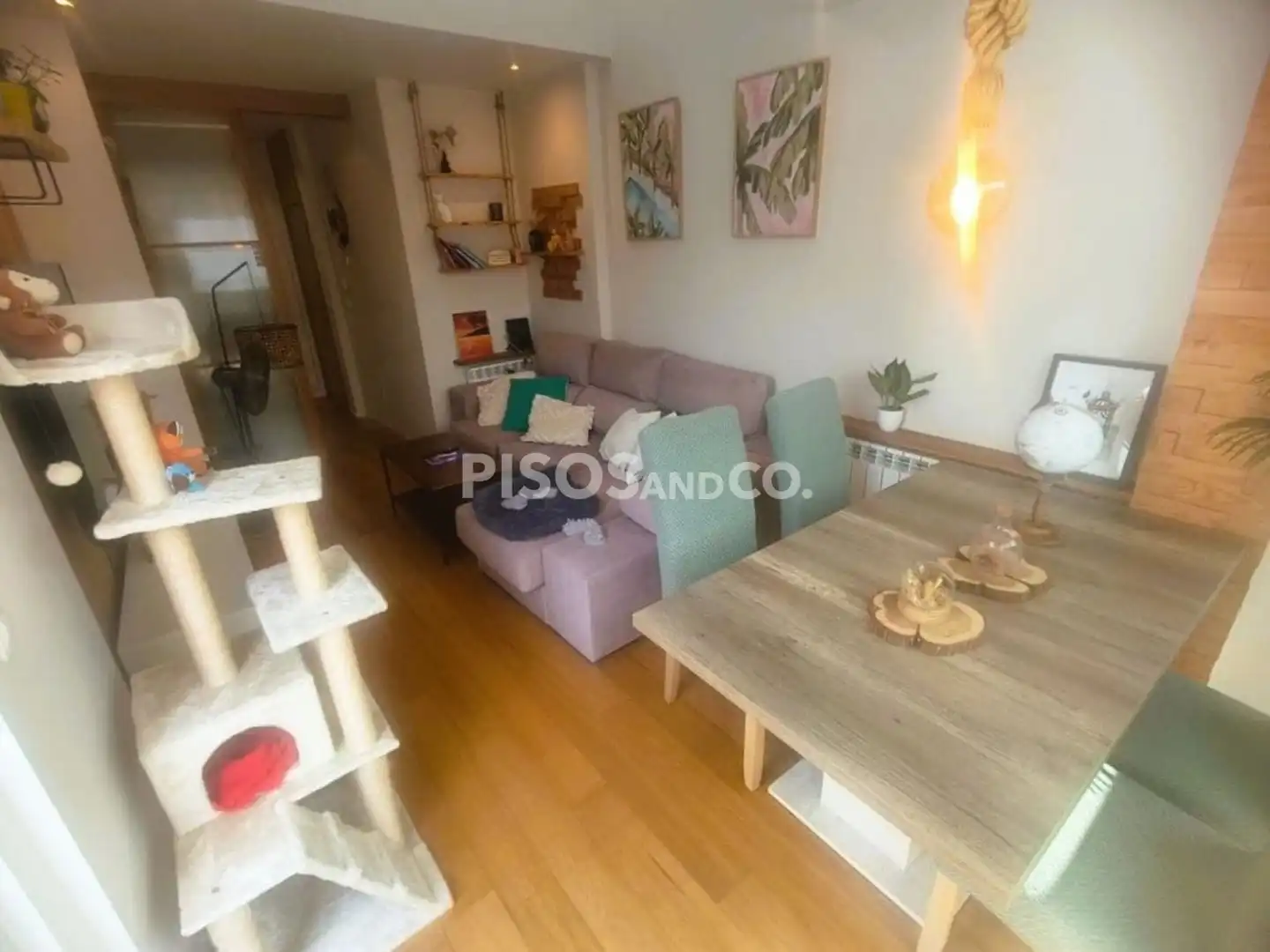 Sala d'estar de Pis en venda en Cambre  amb Calefacció, Terrassa i Traster
