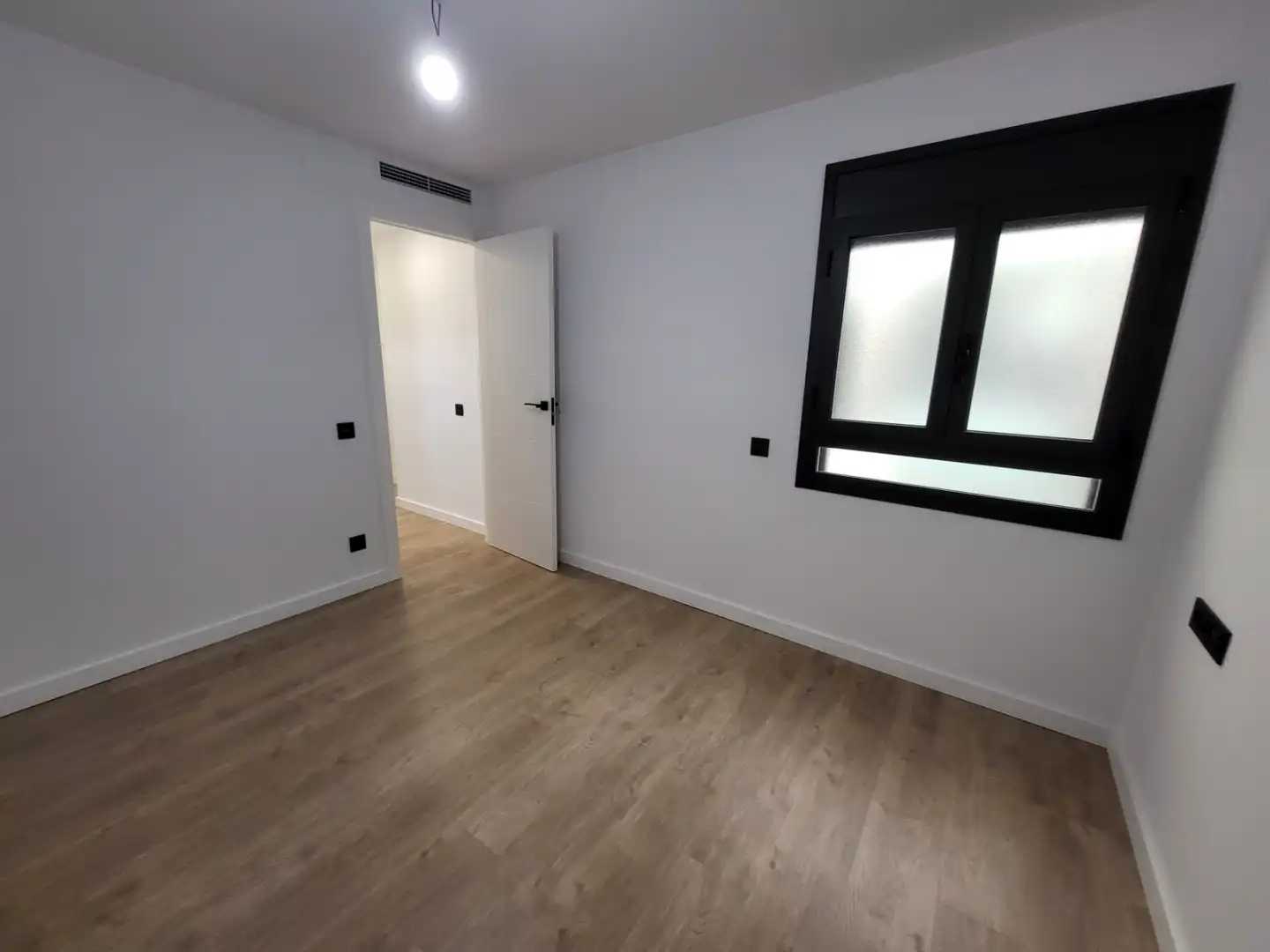 Wohnung zum Verkauf in Carrer Verge de Montserrat, Catalunya - Fontetes