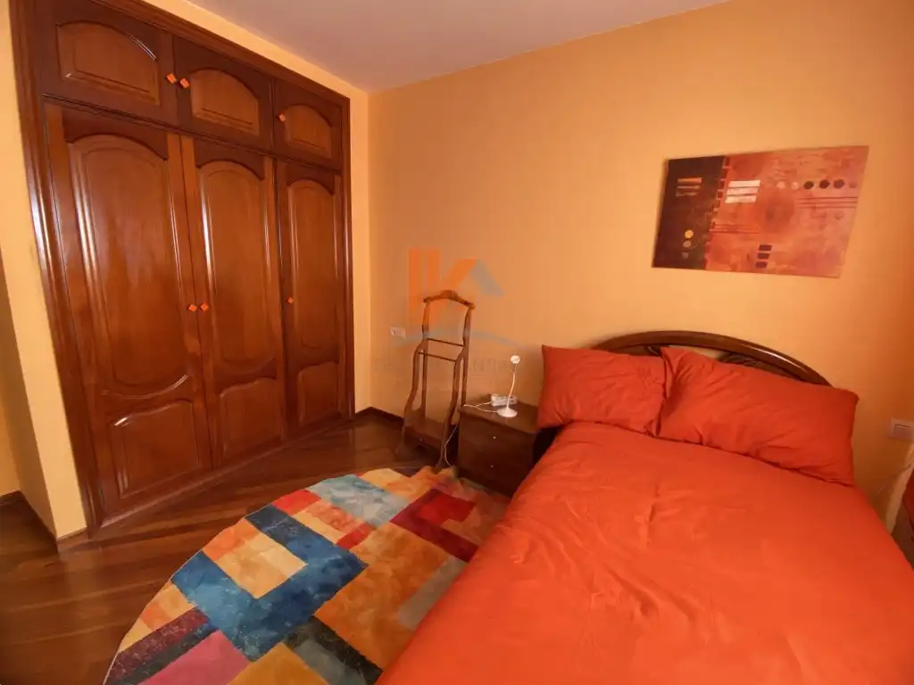 Bedroom of Flat for rent in Santiago de Compostela   with Furnished