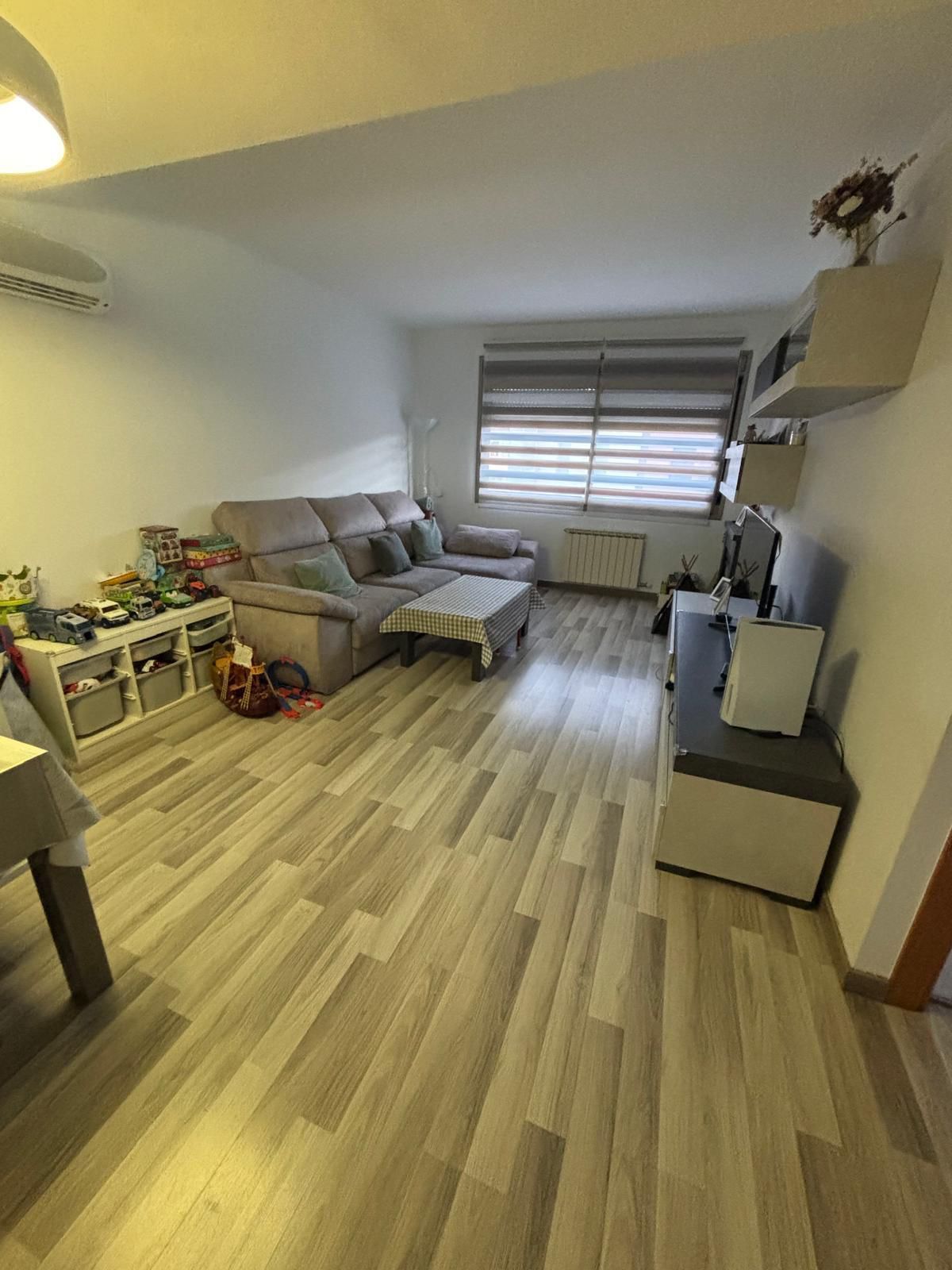 Sala de estar de Piso en venta en Vilanova del Vallès con Aire acondicionado, Calefacción y Terraza