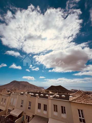 Casa adosada en Venta en Chayofa