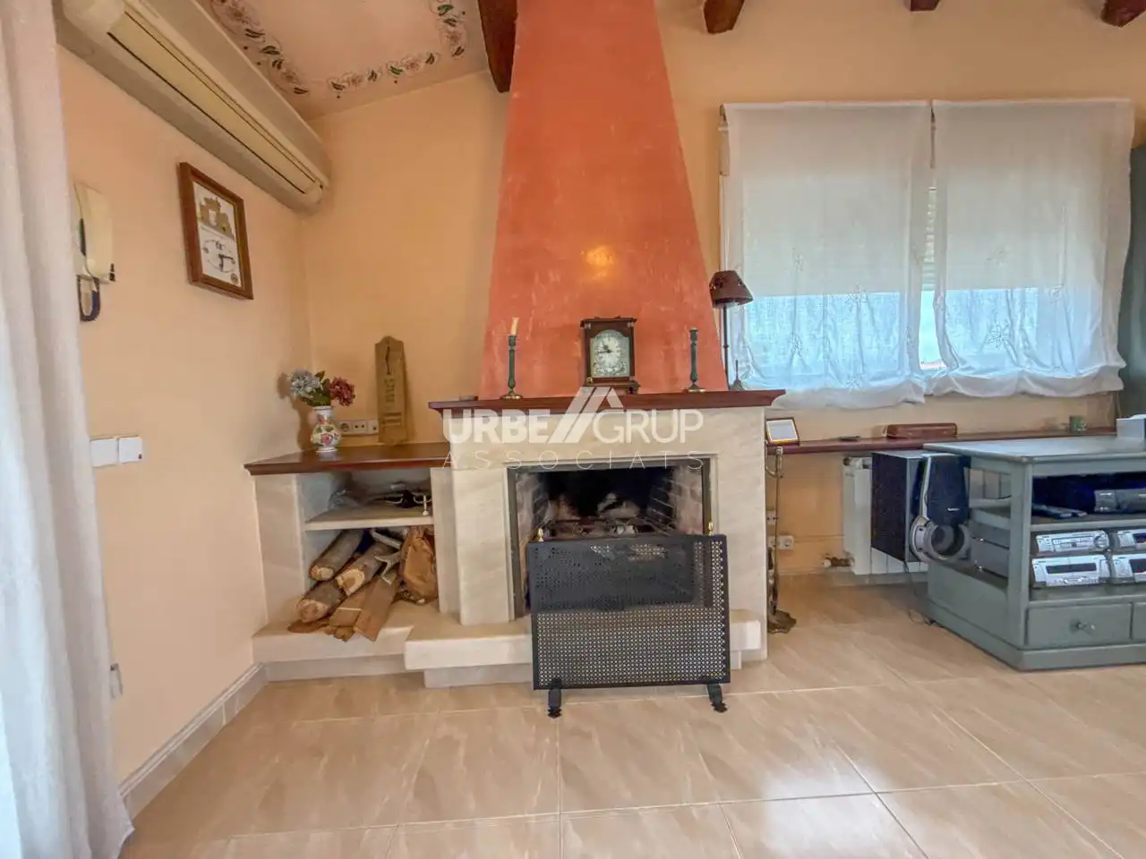 Sala de estar de Casa o chalet en venta en Martorell con Aire acondicionado, Calefacción y Terraza