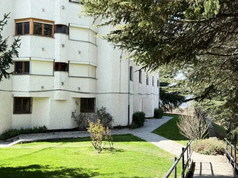 Außenansicht von Wohnung zum Verkauf in El Espinar mit Heizung und Abstellraum