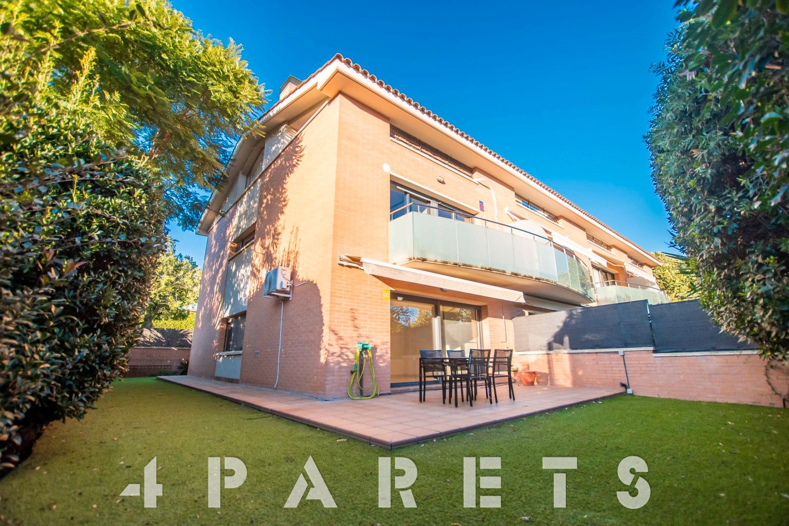 Exterior view of Single-family semi-detached for sale in Cabrils  with Air Conditioner, Heating and Private garden